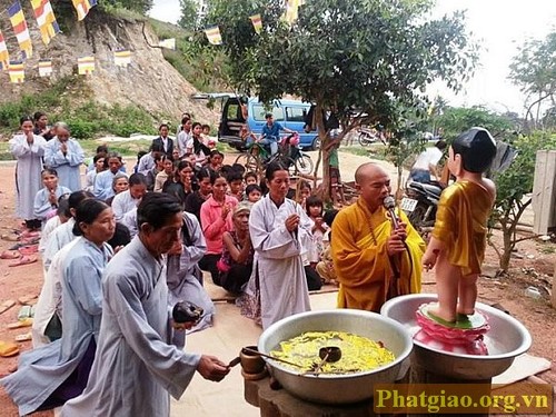 ประมวลภาพเกี่ยวกับงานวิสาขบูชาโลกปี 2014 - ảnh 14